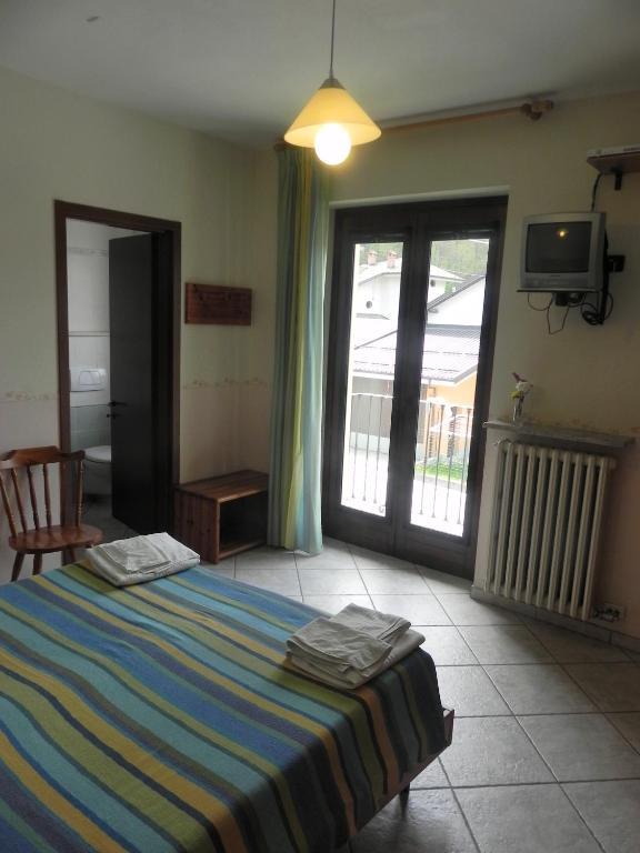 Hotel Ristorante Belsito Borgo San Dalmazzo Buitenkant foto