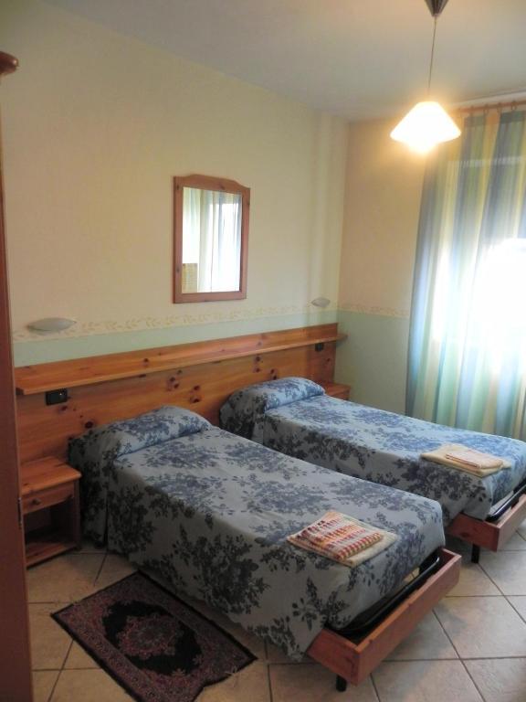 Hotel Ristorante Belsito Borgo San Dalmazzo Buitenkant foto