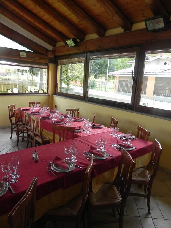Hotel Ristorante Belsito Borgo San Dalmazzo Buitenkant foto