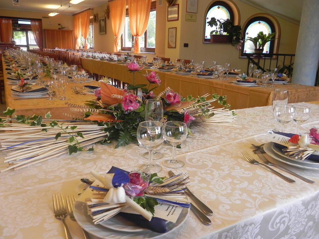 Hotel Ristorante Belsito Borgo San Dalmazzo Buitenkant foto